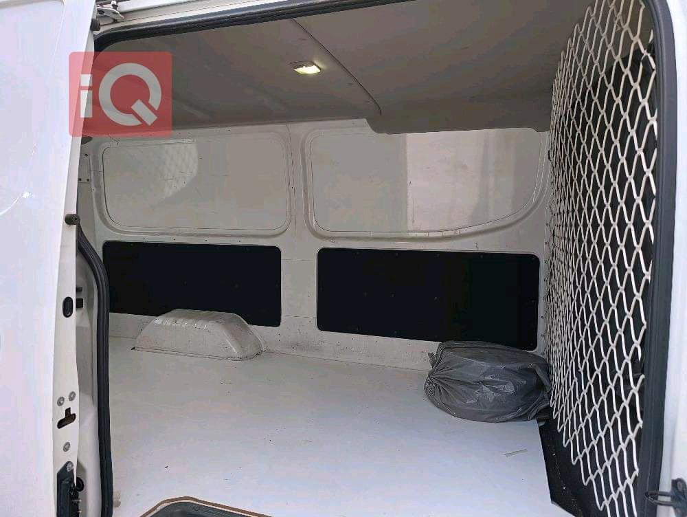 Nissan Urvan